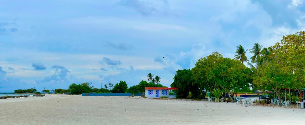 La Isla Tropica Hotel Guraidhoo  Exterior photo