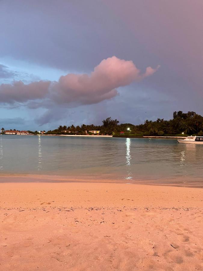 La Isla Tropica Hotel Guraidhoo  Exterior photo