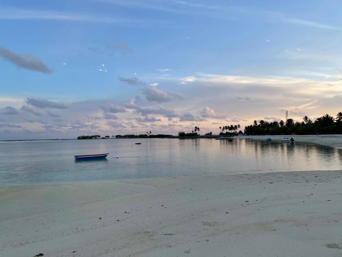 La Isla Tropica Hotel Guraidhoo  Exterior photo