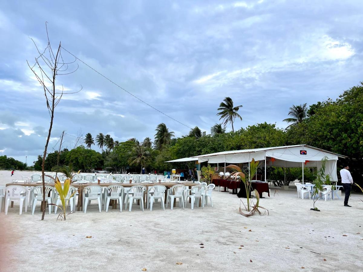 La Isla Tropica Hotel Guraidhoo  Exterior photo